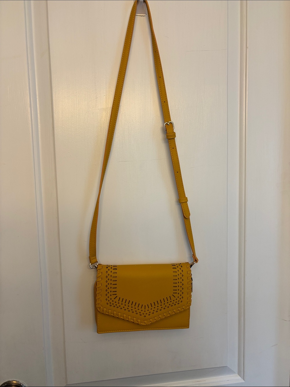 Moda Luxe Mustard Yellow Crossbody Bag